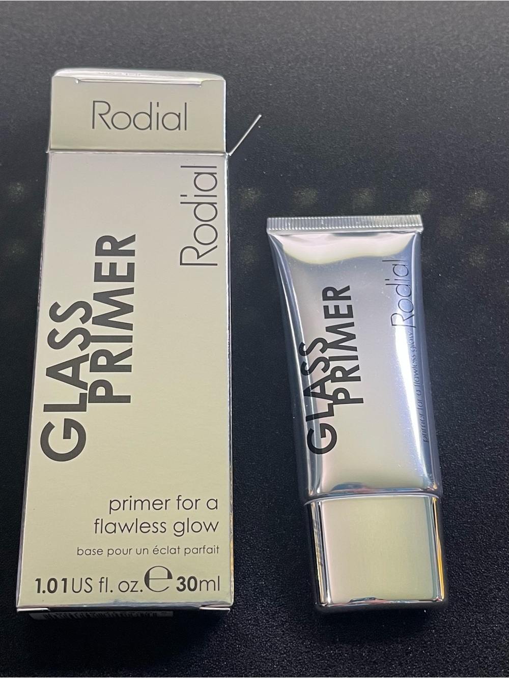 Rodial Iridescent Primer Tube in Silver. 1.01oz. Retail 50.00
